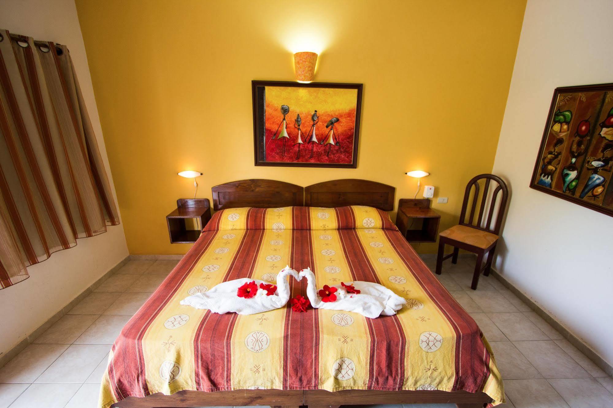 Soficu Hotel El Eden Dominicus 바야히베 외부 사진